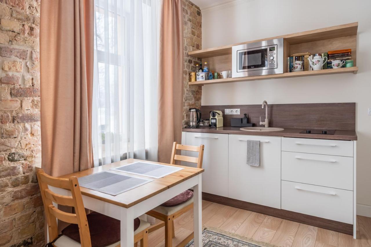 Stylish Studio Close To City Center, Cafes & Parks & Local Dining Riga Exterior foto
